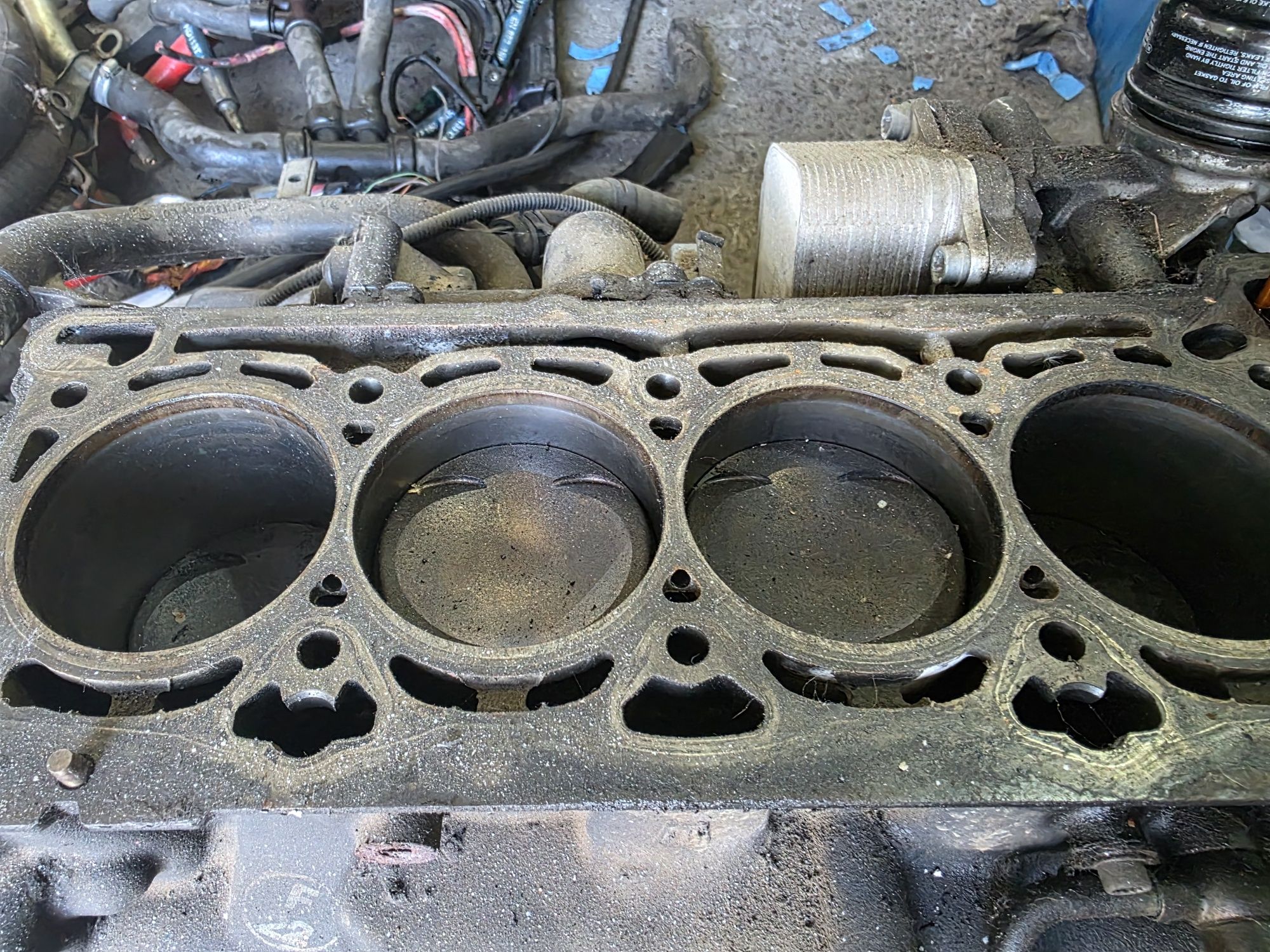 1.8 tfsi 2.0tsi Blok Wał korbowy tłoki