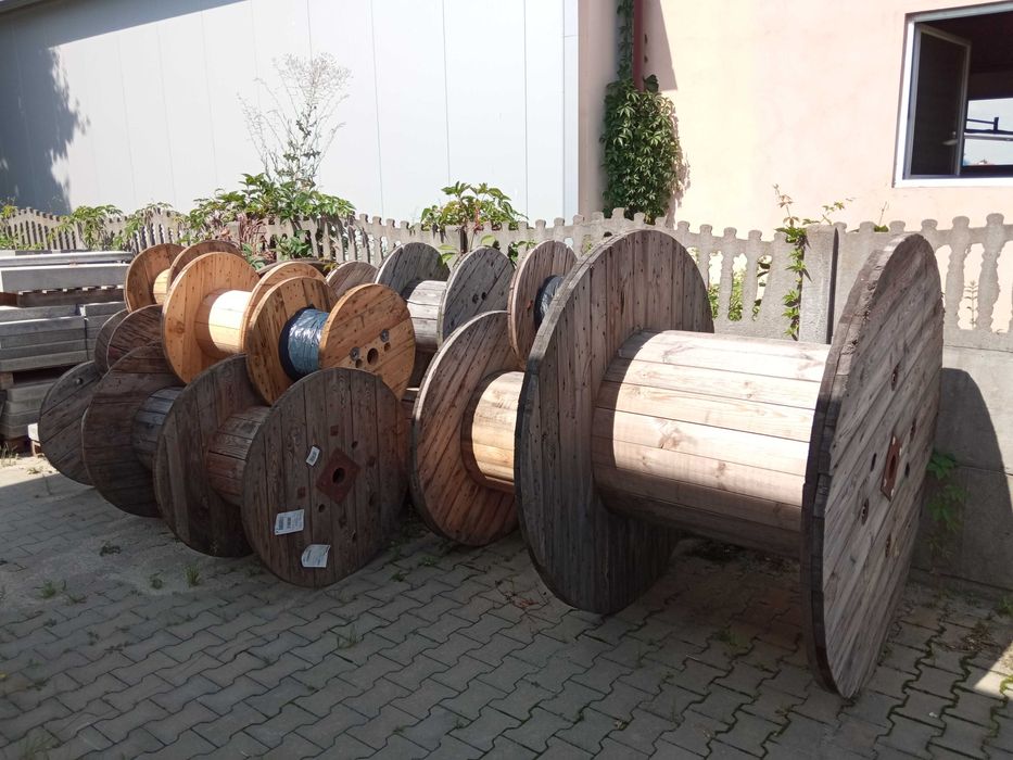 Beben stolik ogrodowy