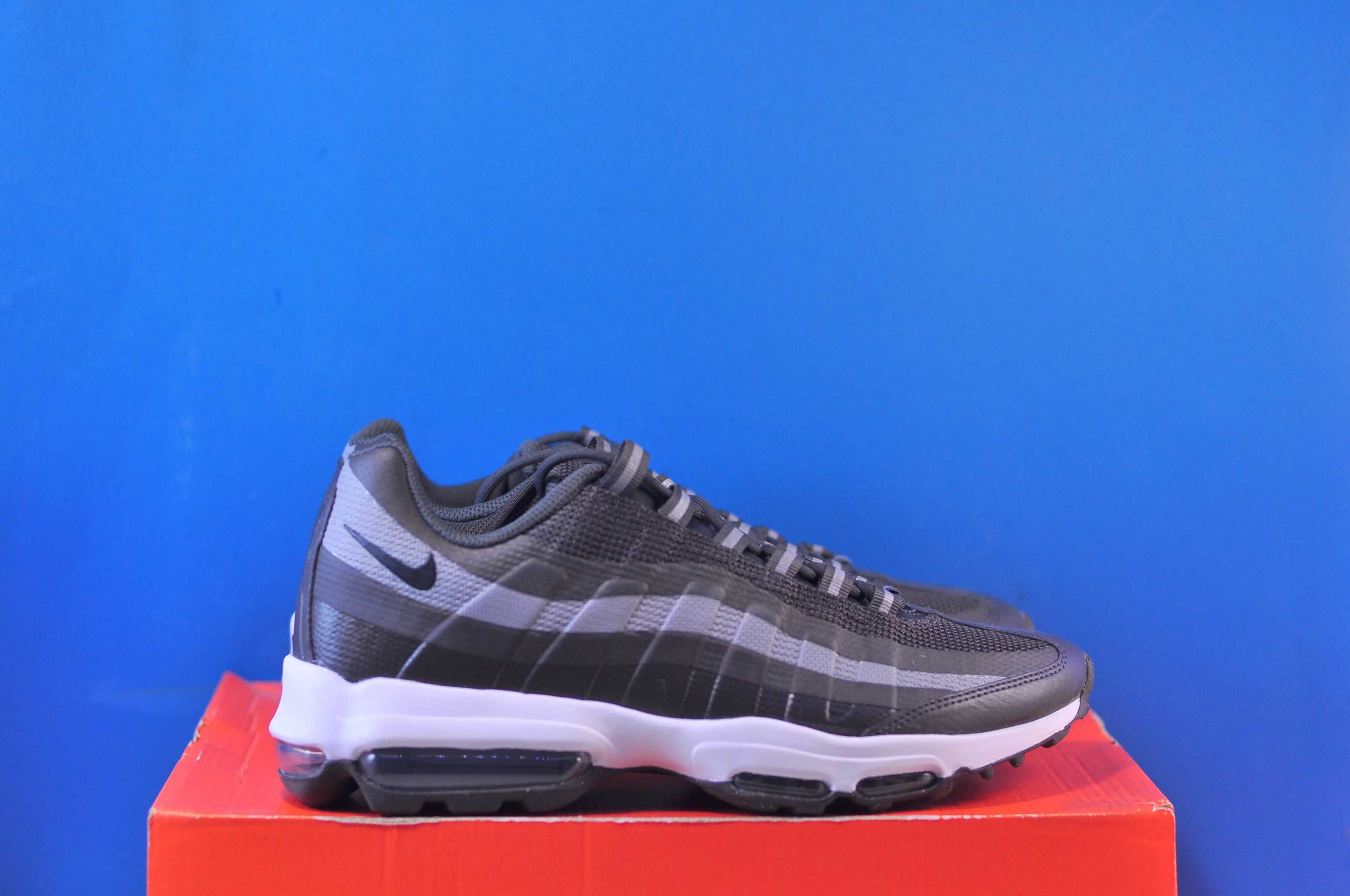 Кросівки Nike Air Max 95 Black , Jordan 1 Retro High Og White/Grey