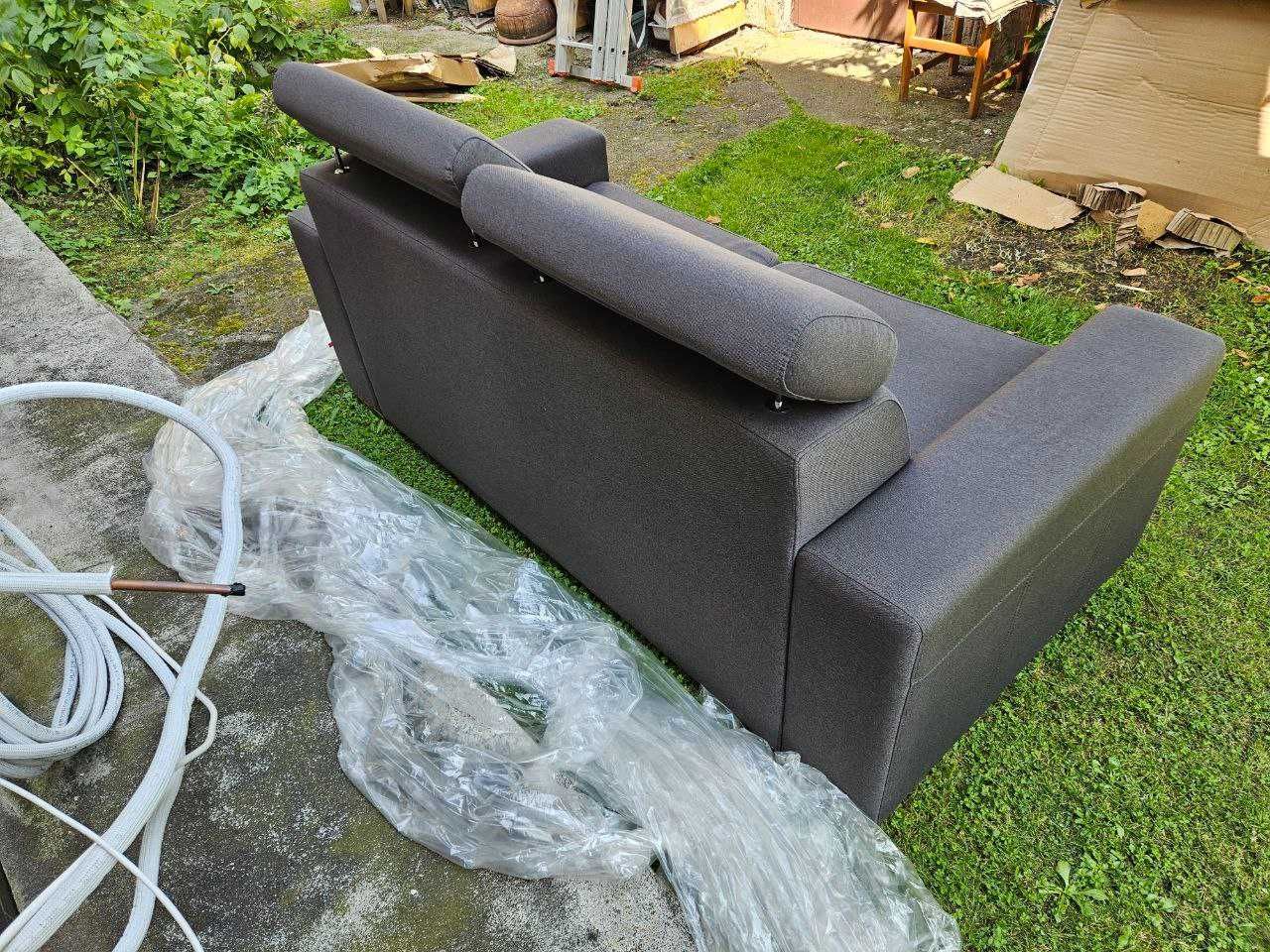 Sofa 2,5 osobowa z funkcją spania, rozkładana do przodu