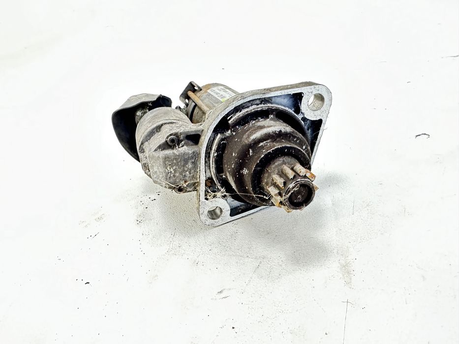 Audi A3 8P rozrusznik silnika 2.0 TFSi VW Seat Skoda