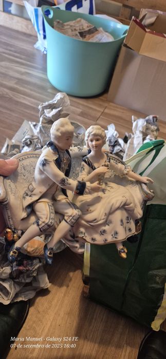 Estatueta de biscuit