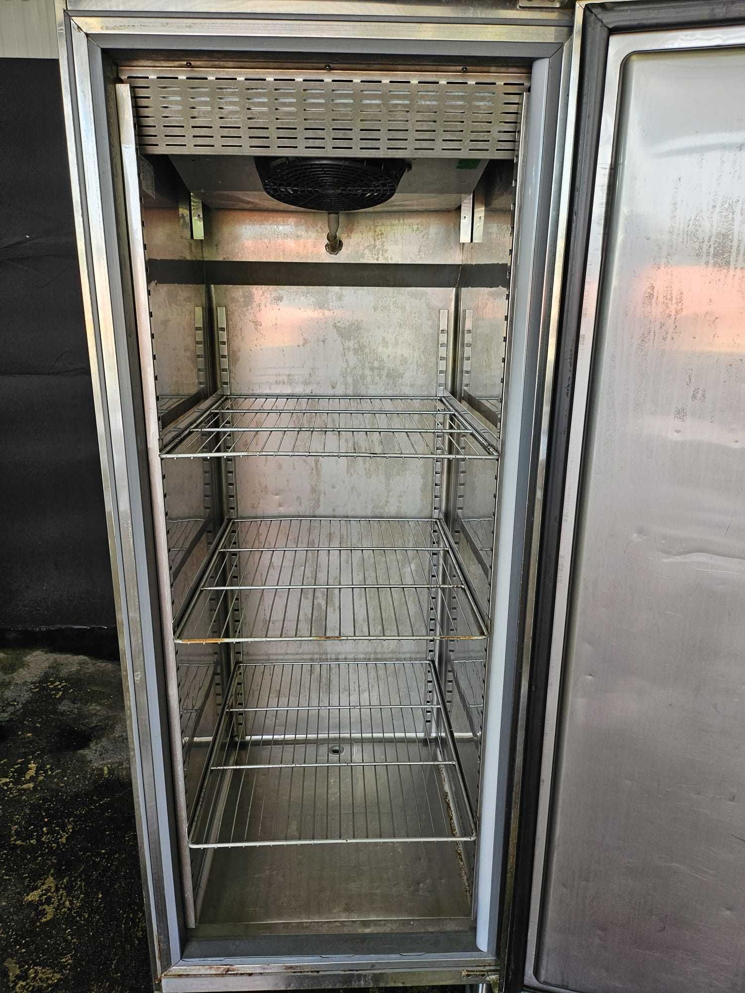 Armário de congelação em inox