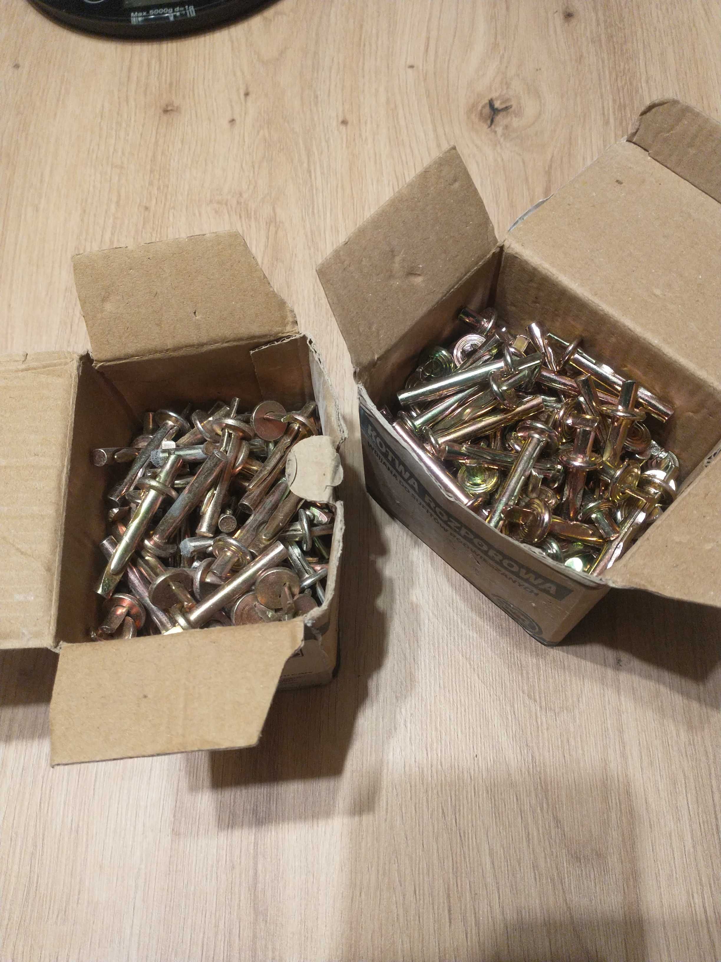 Kotwa rozporowa do sufitów podwieszanych stalowa 180 szt. 6x35