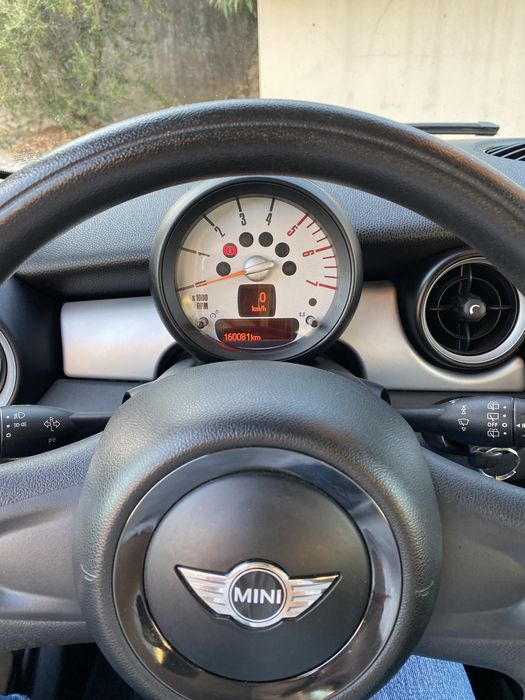 Carro MINI One D