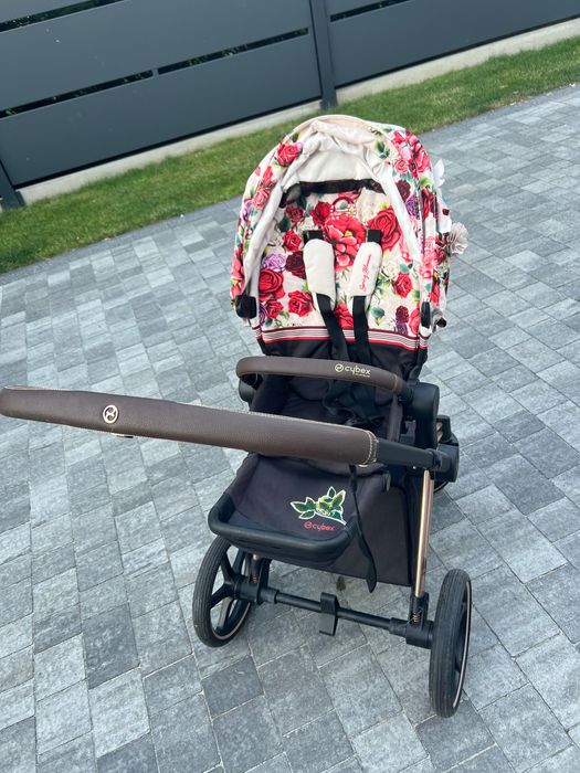 Wózek spacerowy Cybex Priam 4.0 Fashion  Edition Spring  Blossom