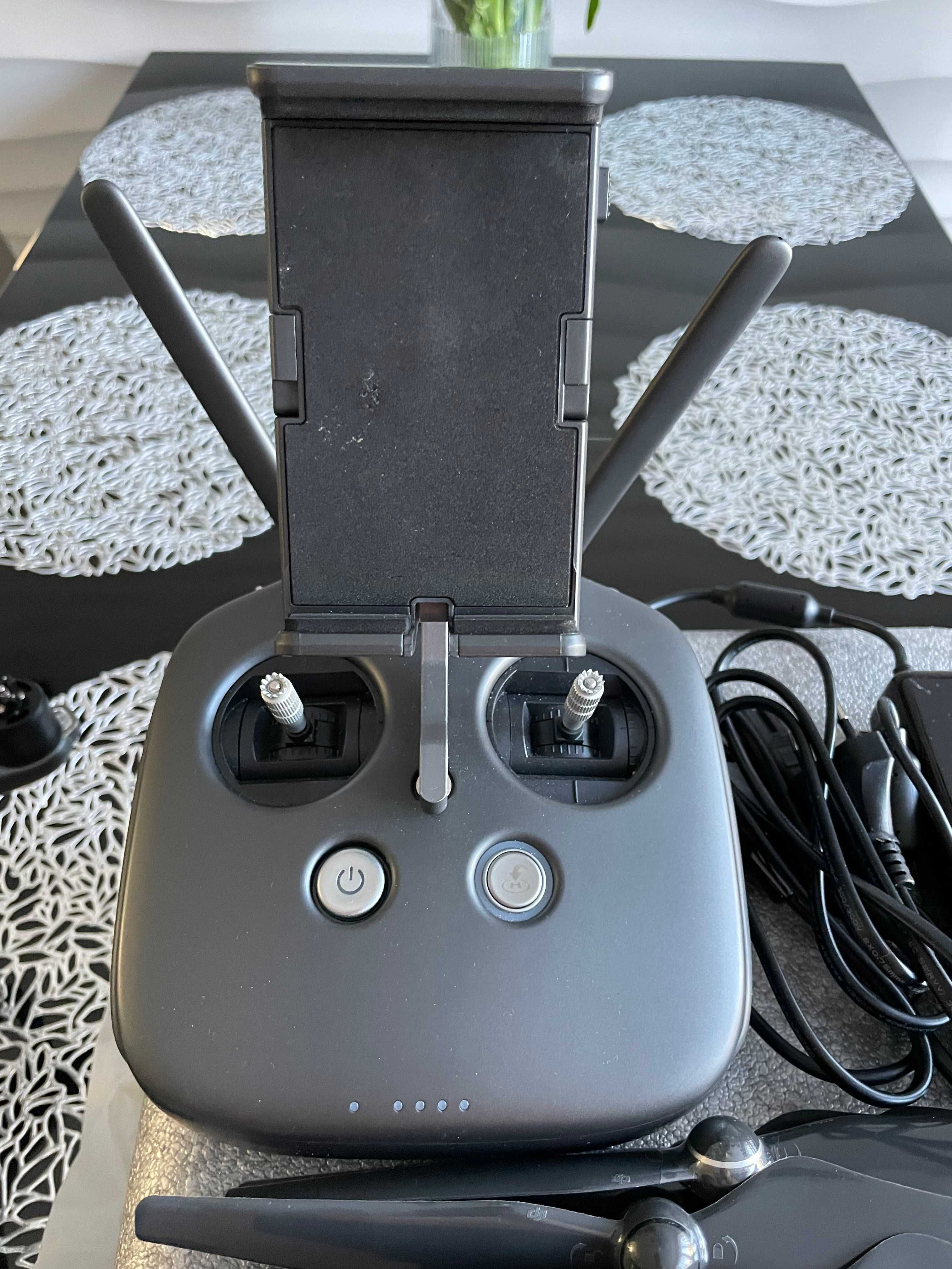 Dron DJI Phantom 4 PRO Obsidian