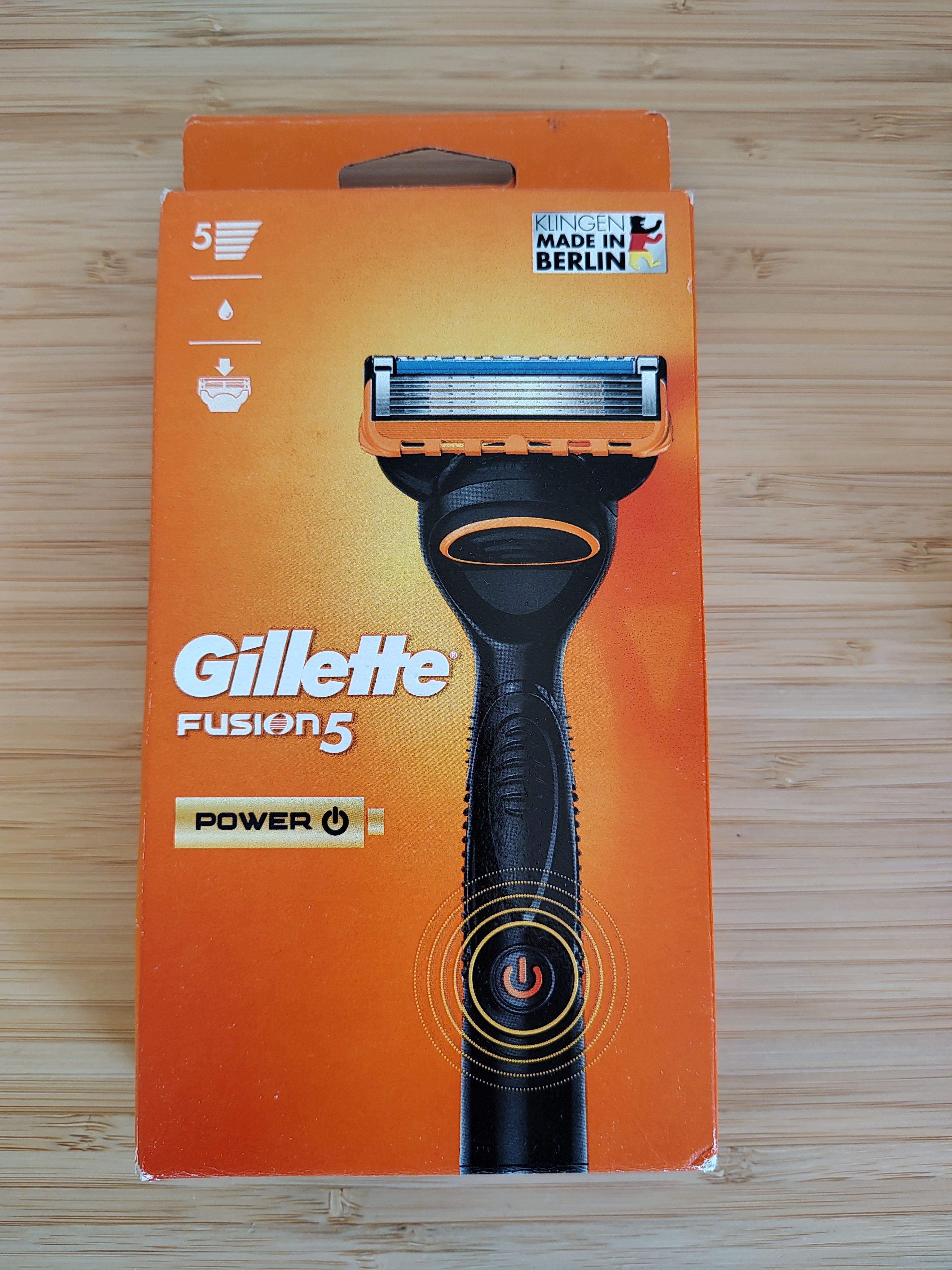 Máquina de barbear Gillette Fusion 5. Novo e selado! Super-preço!