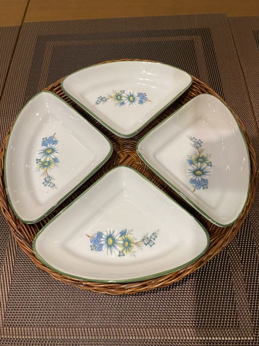 Посуда, салатница, сахарницы, маслянки, креманки, тортовница