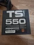 XFX TS 550W 80+ Bronze – Fonte de Alimentação Fiável