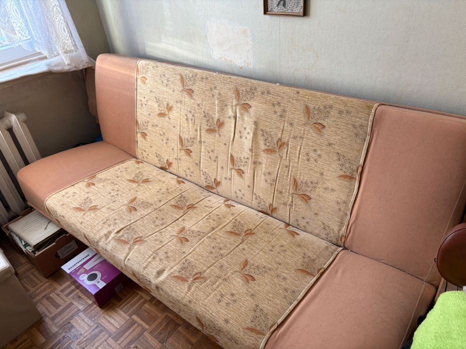 Sofa - wersalka rozkładana z pojemnikiem