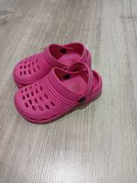 Crocsy rozmiar 25