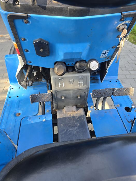 Traktor Mitsubishi MT2201 4cyl 22KM traktor sadowniczy