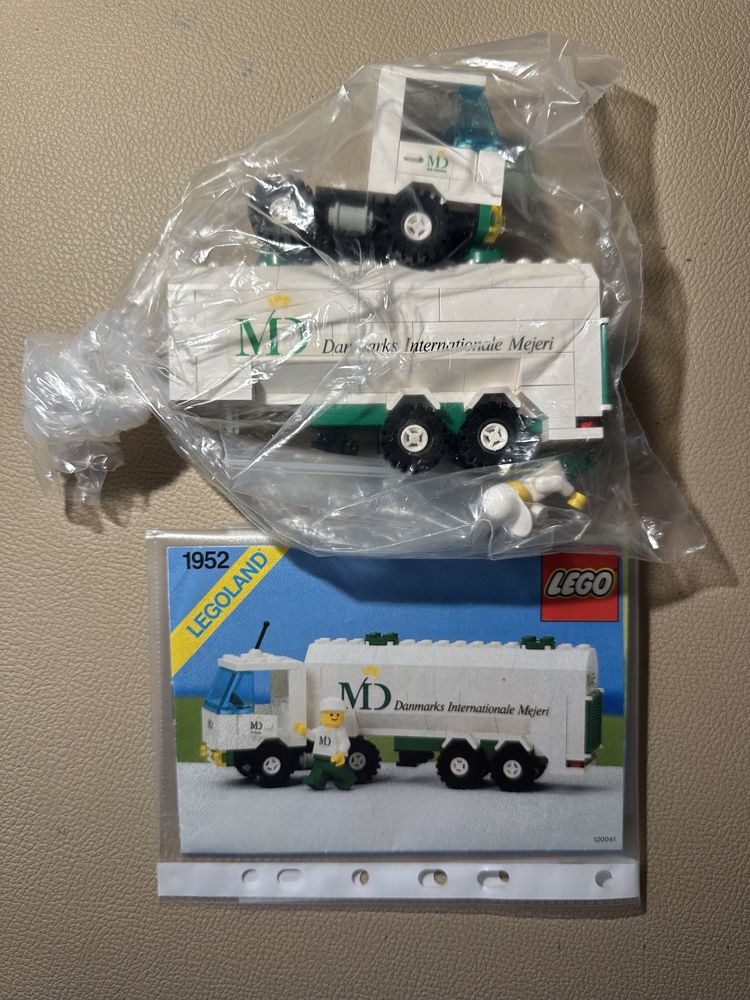 Lego Legoland 1952 Milk Truck