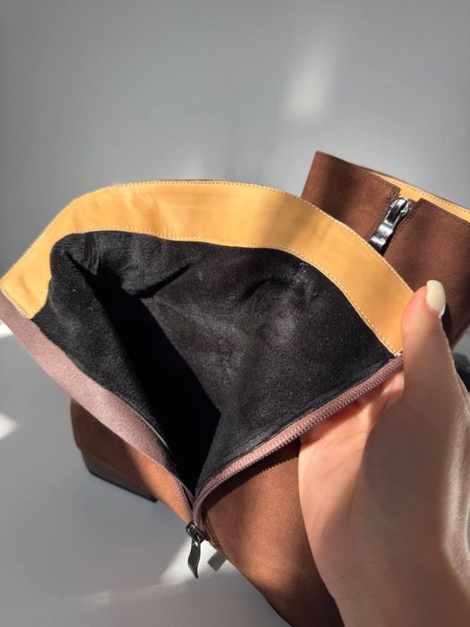 Нові замшеві ботінки , сапоги , чоботи , черевики