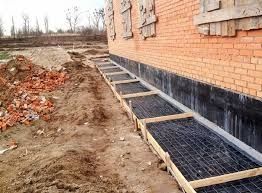 Бетонні роботи фундамент, колони, отмостоки, тераси