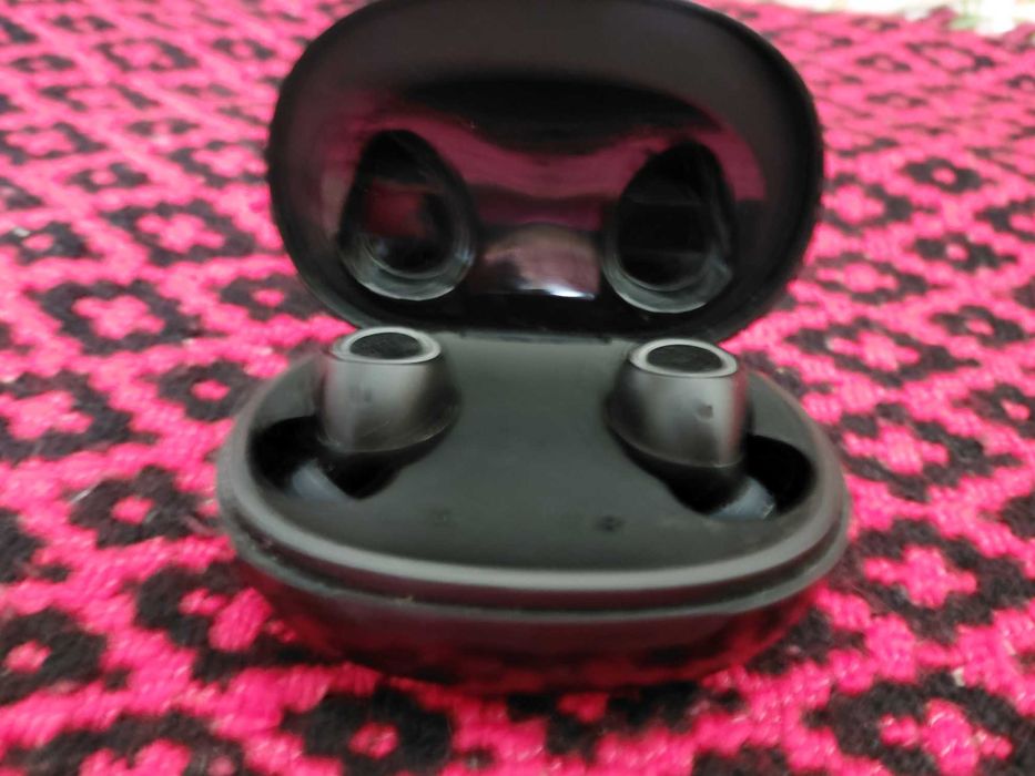 Auriculares JBL sem fios Resistente Água e Pó