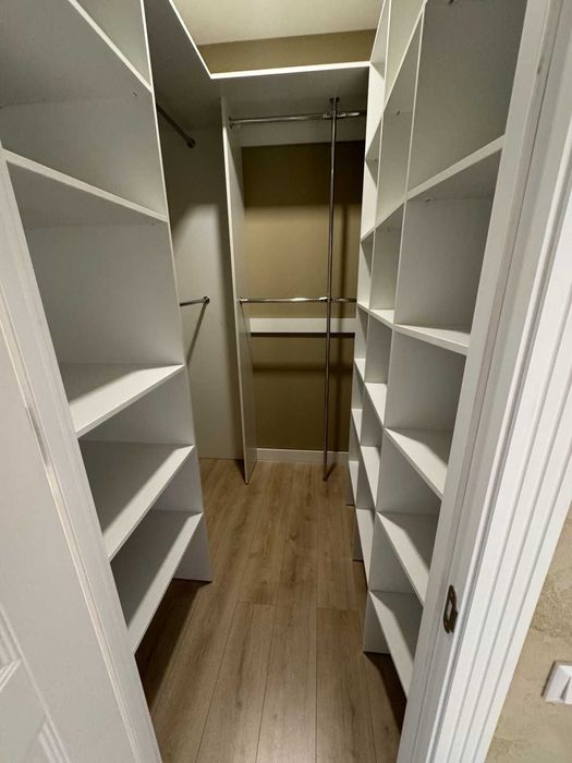 продам 2 кім  Поділ   вул.Верхній Вал 44