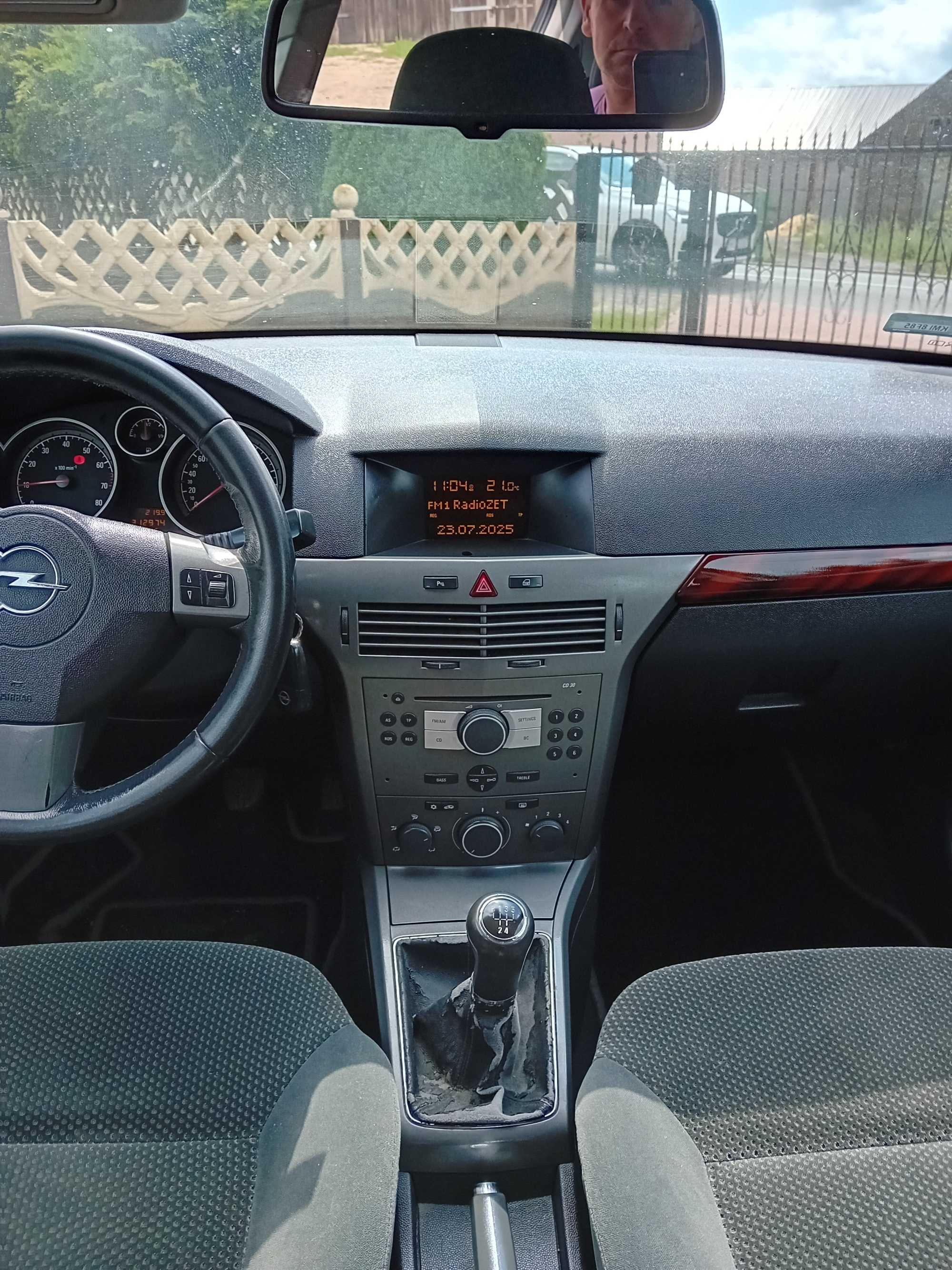 OPEL ASTRA 2005 1.6B+GAZ, Klima- zadbana