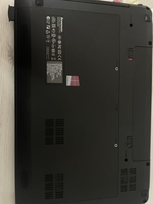 Ноутбук Lenovo б/у.