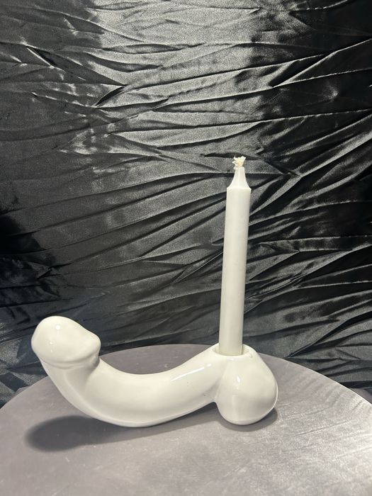 Ceramiczny świecznik o humorystycznej formie – sygnowany – 22,5 cm