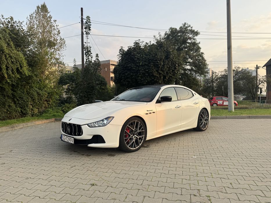 MASERATI GHIBLI S Q4 Modena S (2015) z napędem AWD