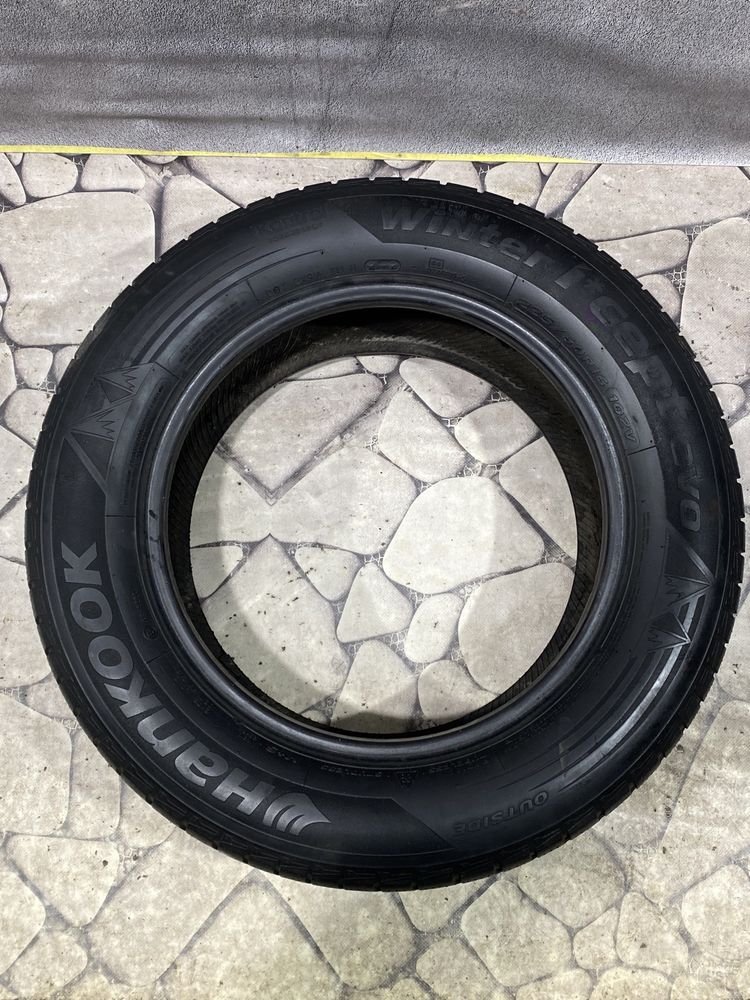 Зимова резина Hankook 225/60 R16