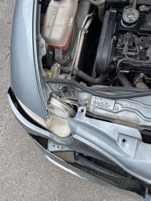 Alfa Romeo 147 після дтп