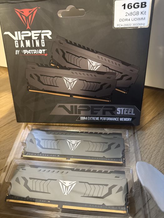 Ryzen 5600X Box + Cooler + TUF B550 + 16GB DDR4 Viper Steel 3200 MHz