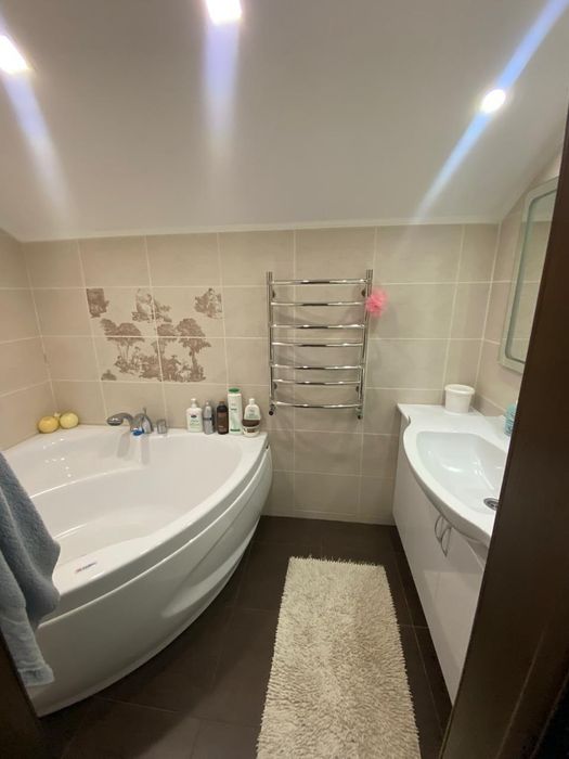 Продається будинок в с.Пряжів серед новобудов