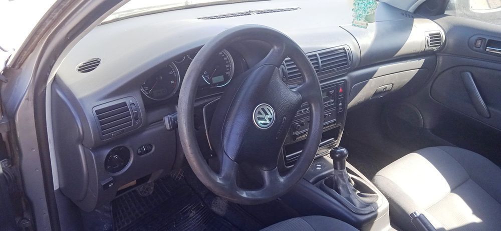 Na części VW Passat B5 Lift 1.6 B  Sedan ALZ GFK LD7W