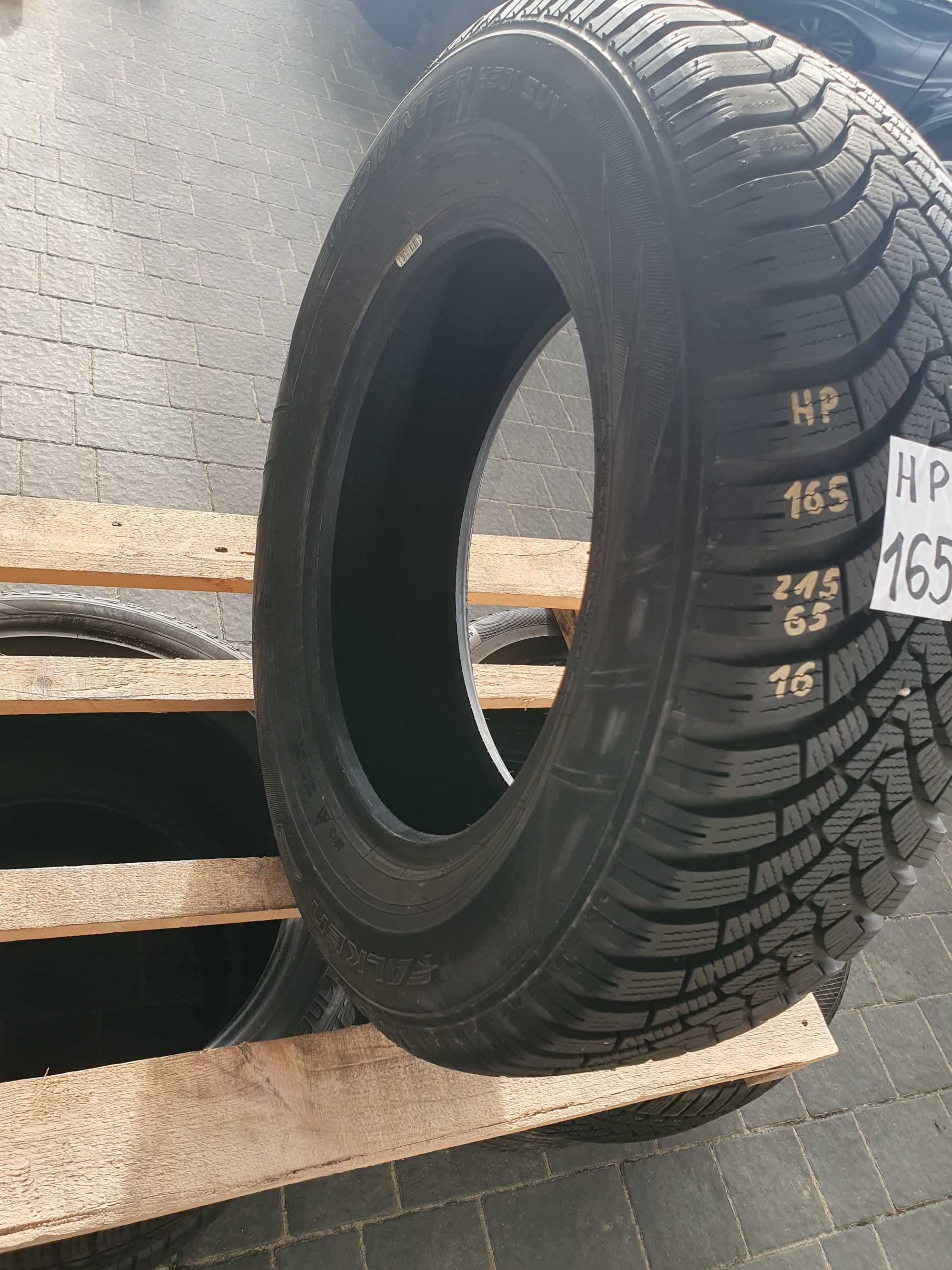 Opona Falken Eurowinter HS01 SUV 215/65/16 96H HP165