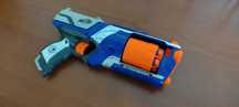Nerf N-strike Elite - Strongarm