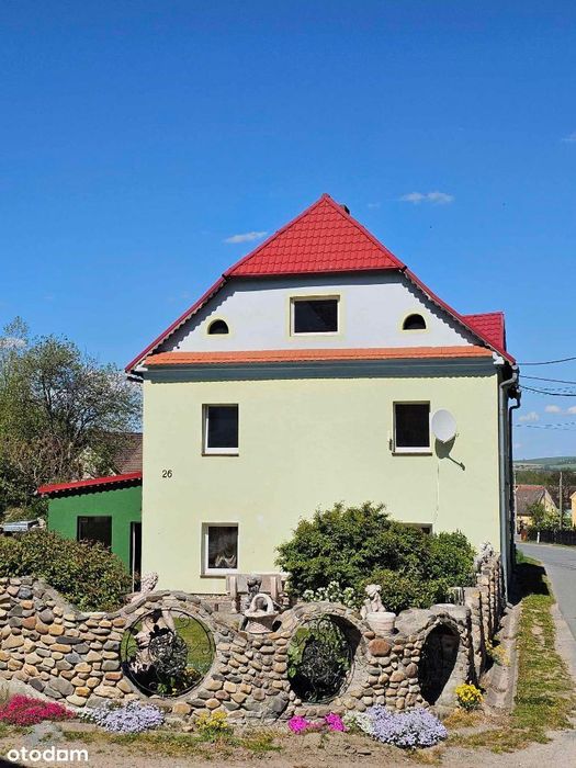 Przestronny duży dom z ogrodem+lokal użytkowy-mieszkaj i zarabiaj.