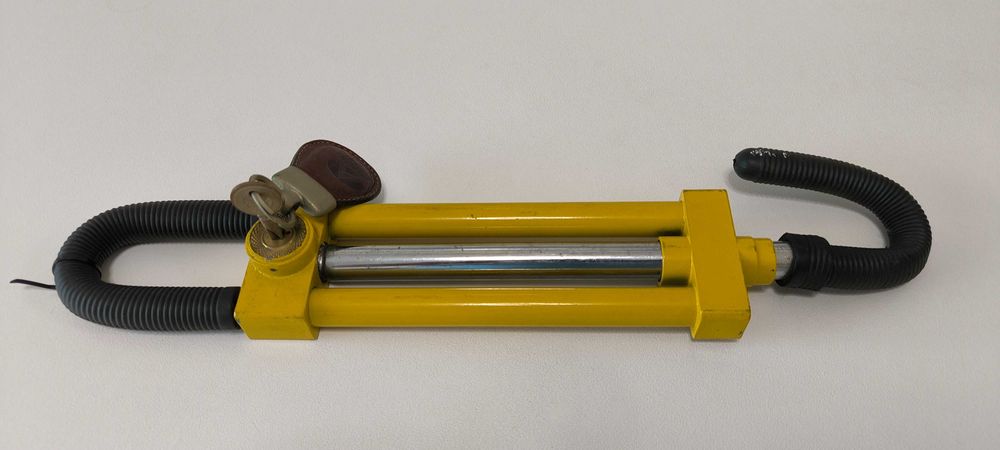 Cadeado utilitário.