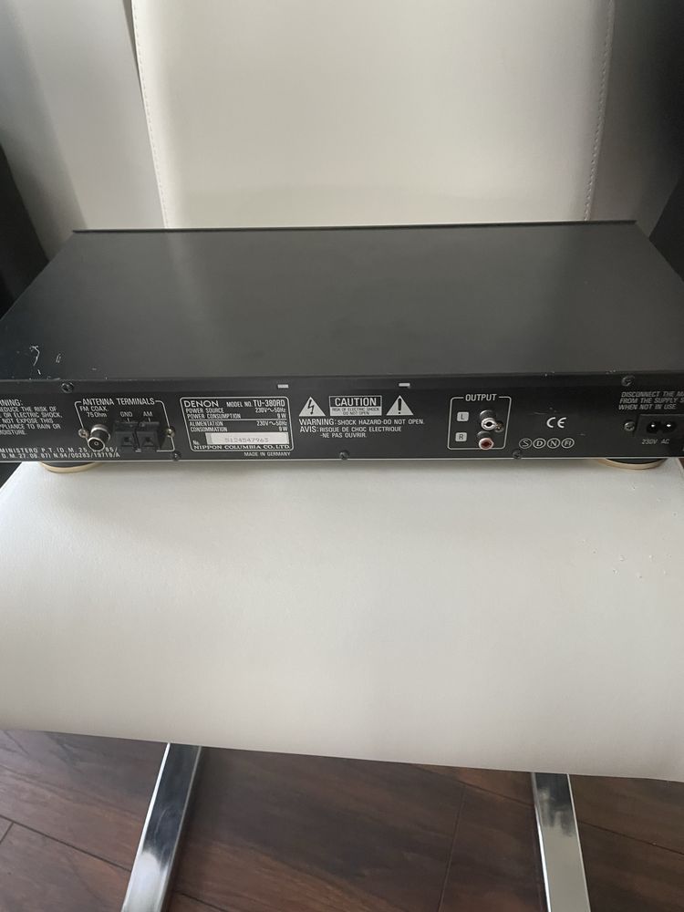 Tuner radiowy Denon