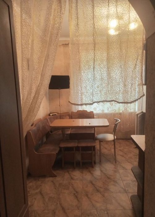 Продам от собственника  1-км.квартиру Заболотного, Крымський бульвар