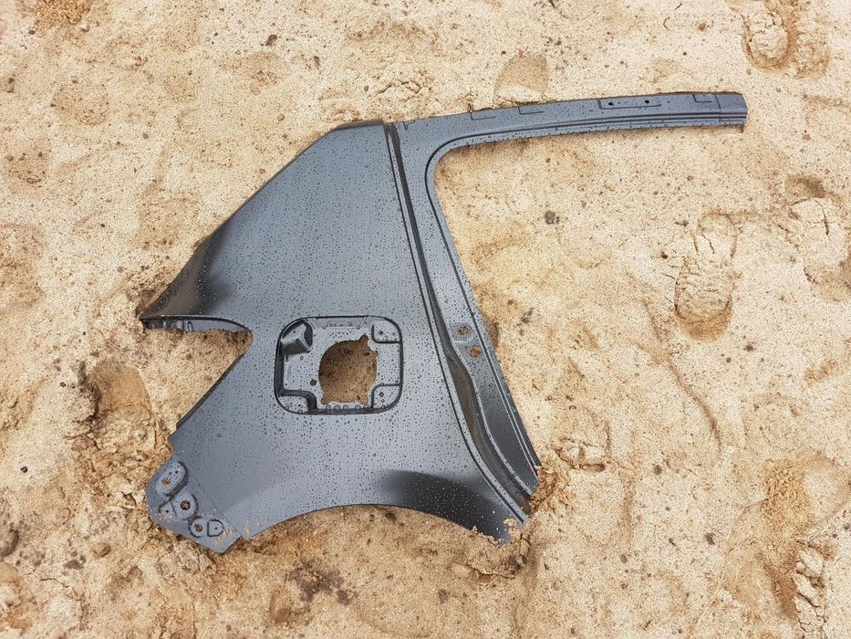 DACIA SANDERO II 12- BLOTNIK TYLNY PRAWY TYL