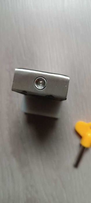 1 szt. Blokada do drzwi Okna Ogranicznik Regulowany