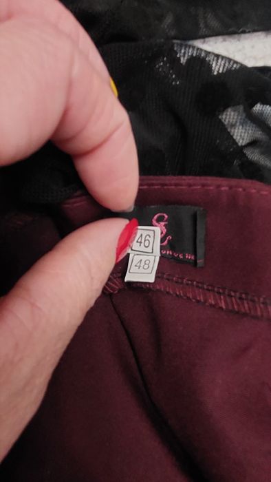 Гарна вечірня сукня