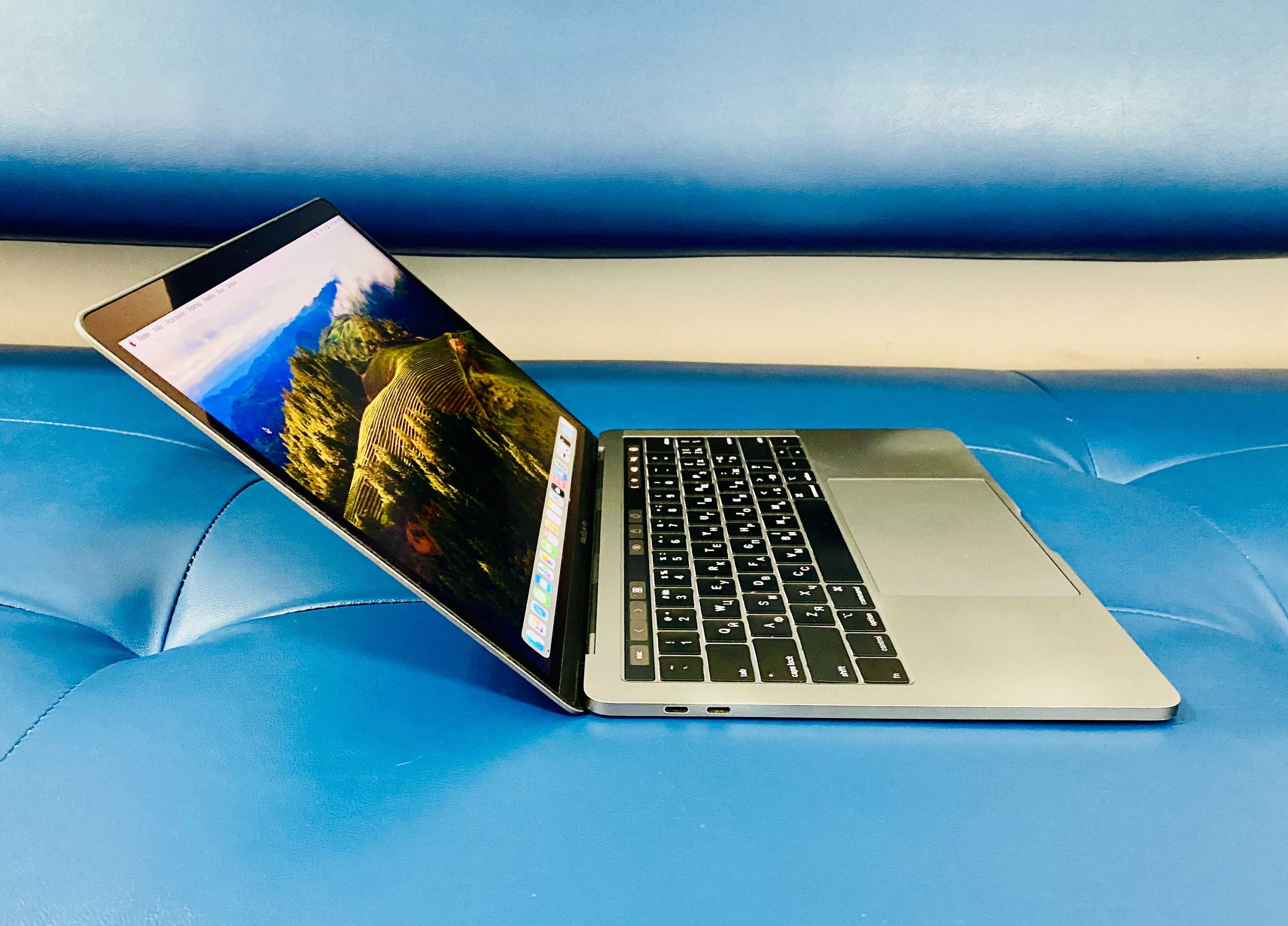 Ноутбук MacBook Pro 13 2019 A1989 Touch Bar / Core i5 / 8GB / 256GB