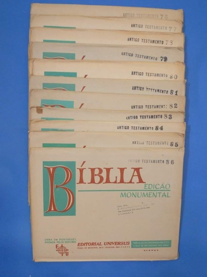 41 fascículos de 1968 novos ainda nos seus envelopes de envio por corr