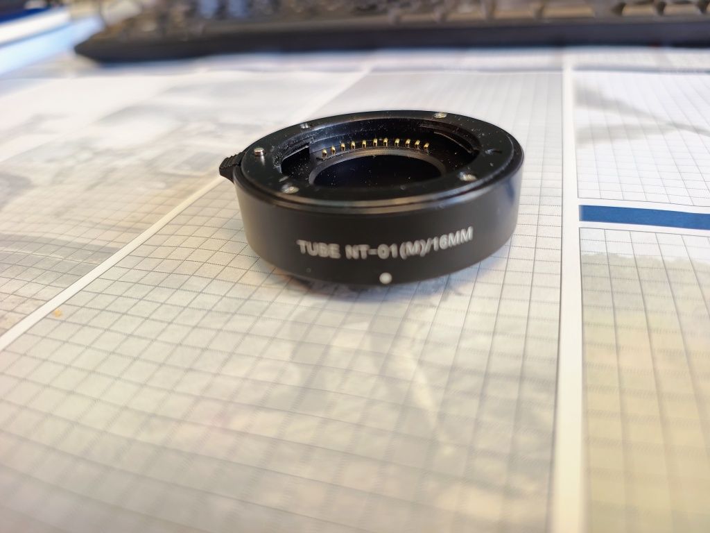 Dwa pierscienie pośrednie do makrofotografii dla systemu micro 4/3