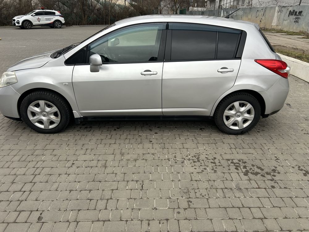 Продам Nissan TIIDA 2011 року