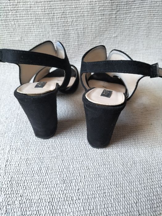 Eleganckie buty na obcasie 37