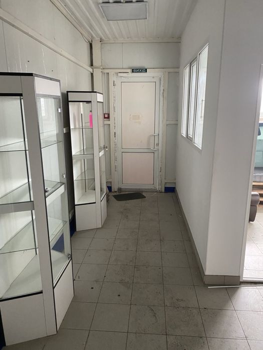 Сдам в аренду помещение под сто или склад