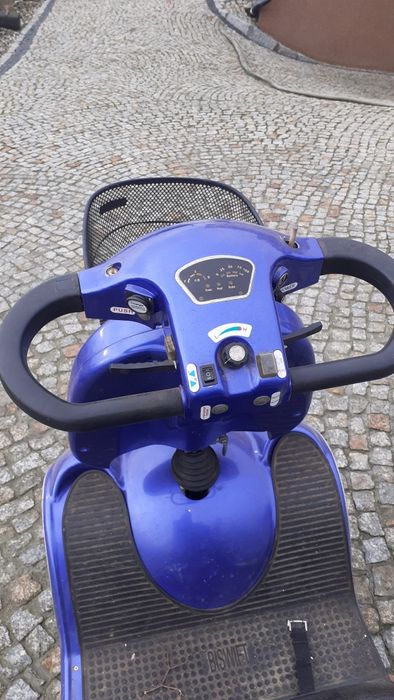 Wózek inwalidzki elektryczny