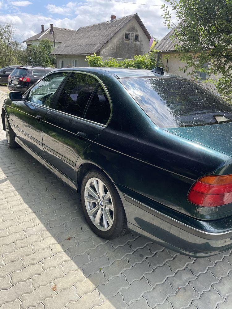 Продам авто Бмв е 39