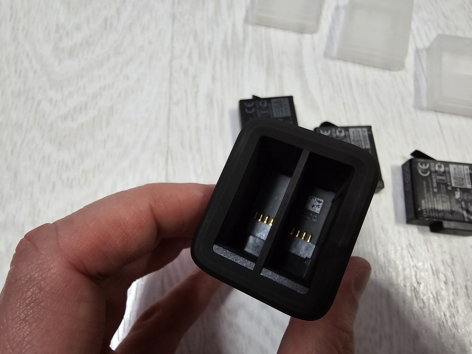 3x oryginalna bateria GoPro Hero 7 + oryginalną podwójna ładowarka