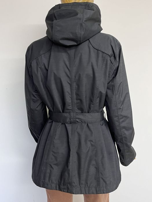 The north face L XL чорна демі куртка вівтрівка дощовик трекінгова